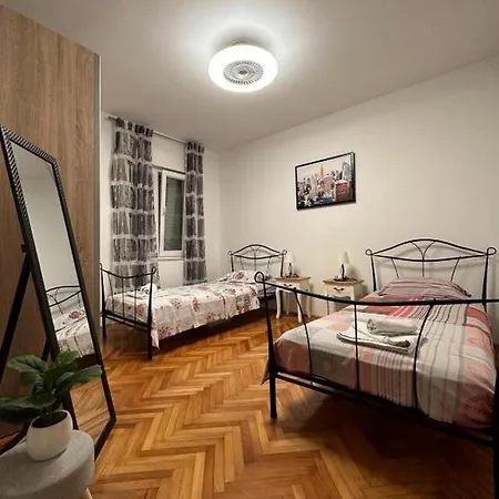With A Parking Space Kastel Kambelovac, - 21997 Apartment